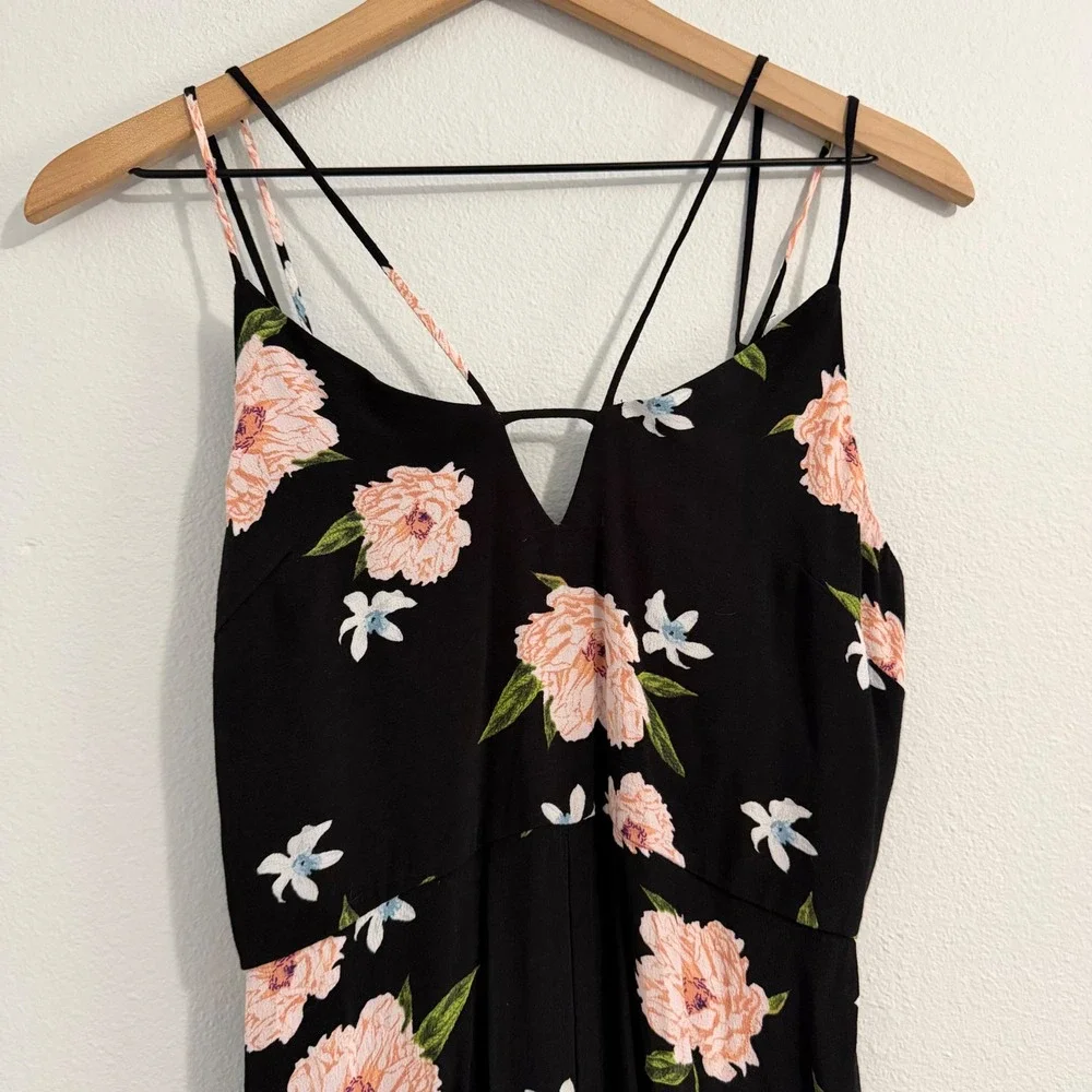 Topshop -‎ Strappy Floral Cropped Romper